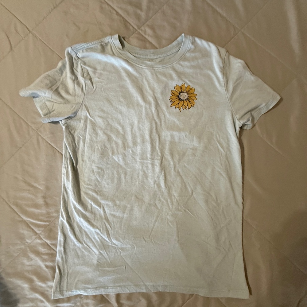 Zoe + Liv Sunflower Peace Graphic T-Shirt